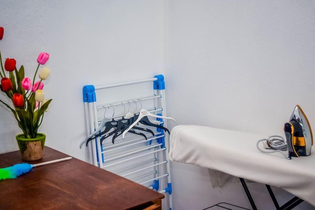 Saru Holiday Apartment - Upto 6 Guests Канді Екстер'єр фото